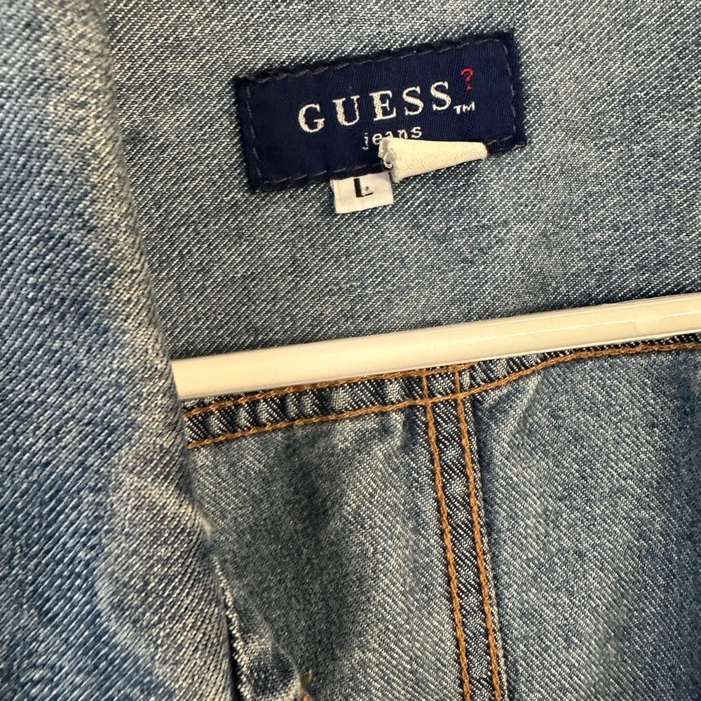Vintage GUESS jean jacket - Picture 8 of 9